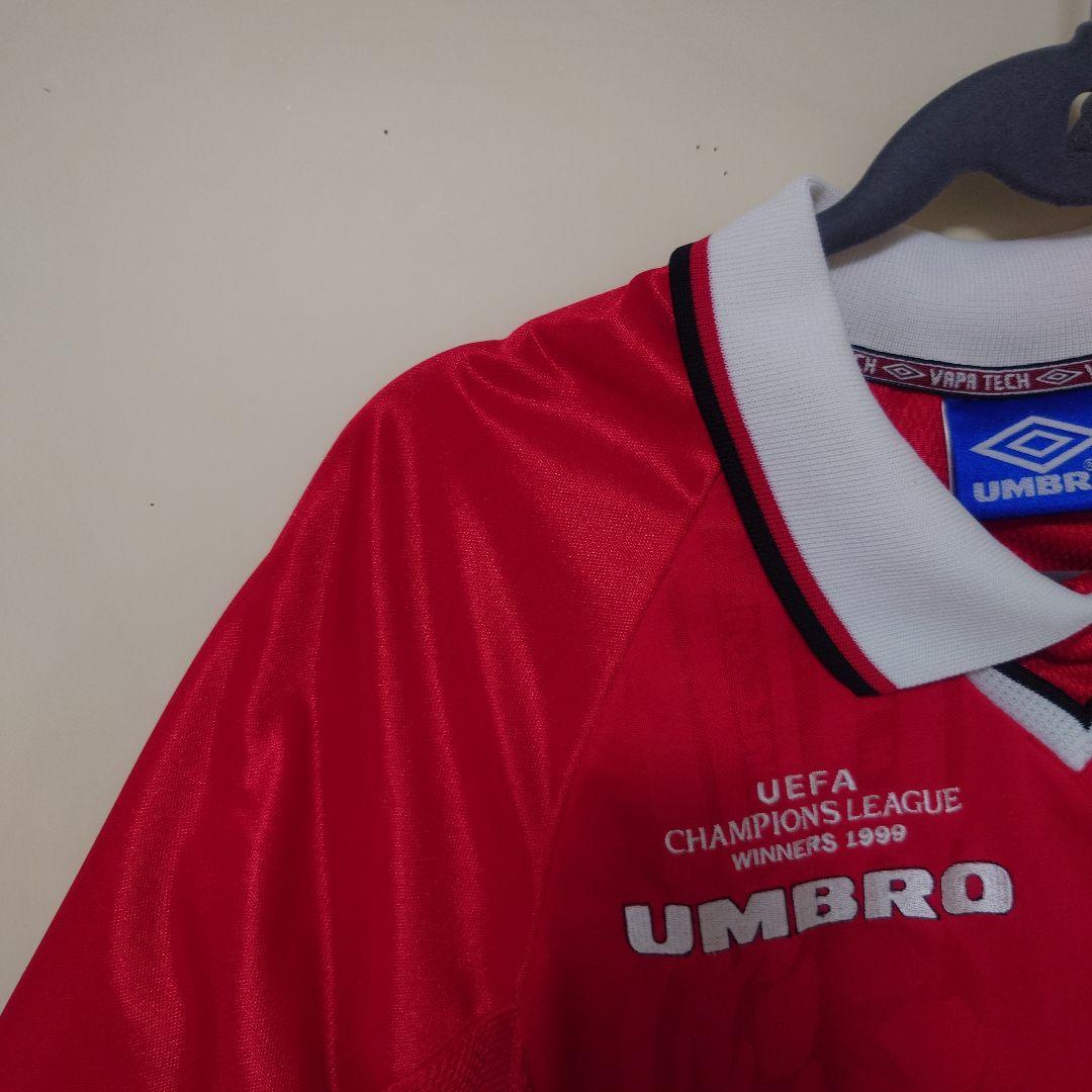 マンチェスター・ユナイテッド 1999-00トレブル記念 - メルカリ