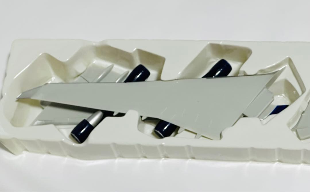 hogan 1/200 ユナイテッド航空 747-400 - メルカリ