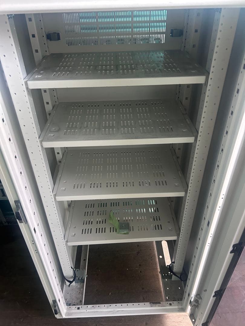 NitoシステムラックFS60 19インチサーバーキャビネット - メルカリ