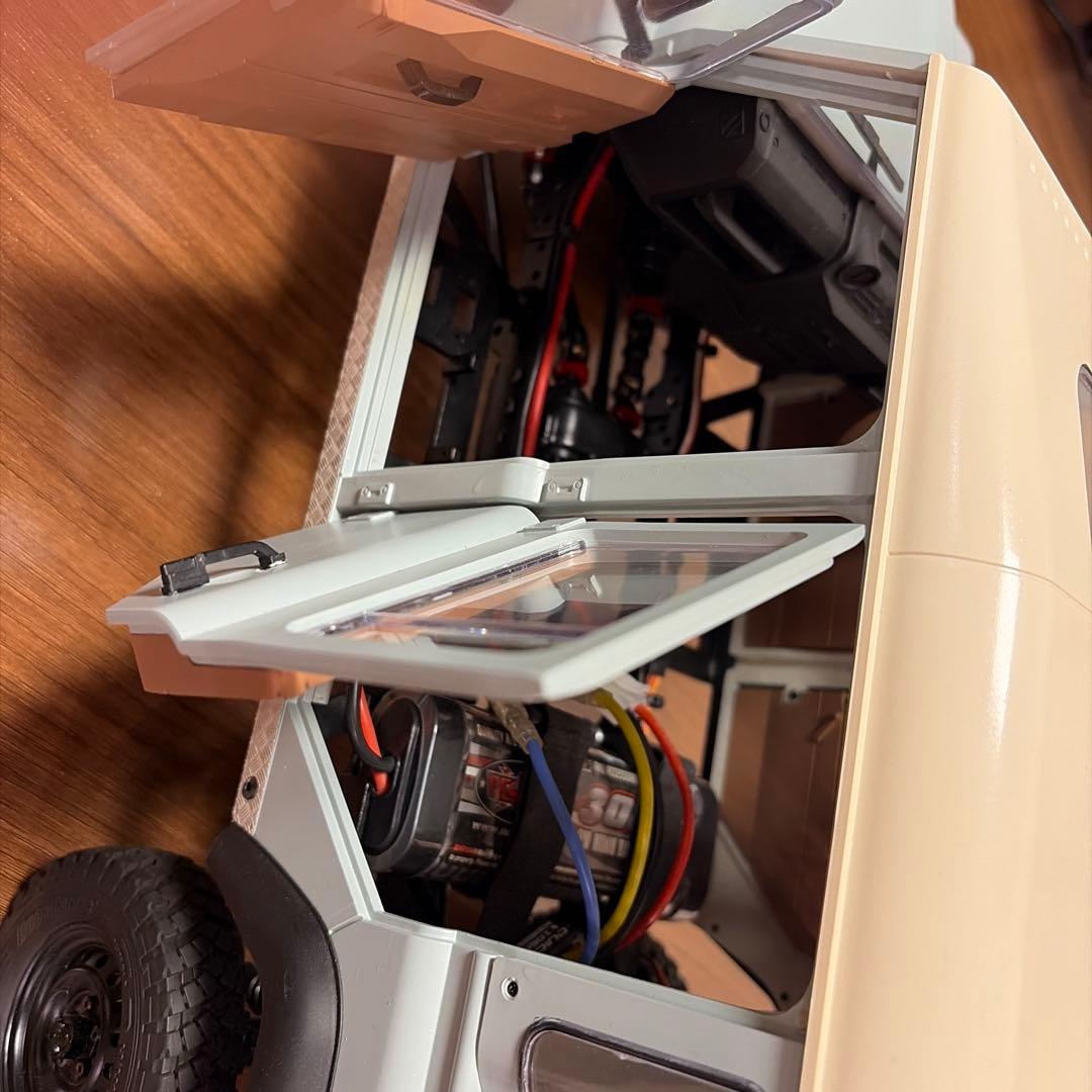 スケールクローラー ディフェンダー110 1/10 & メタルバンパーセット