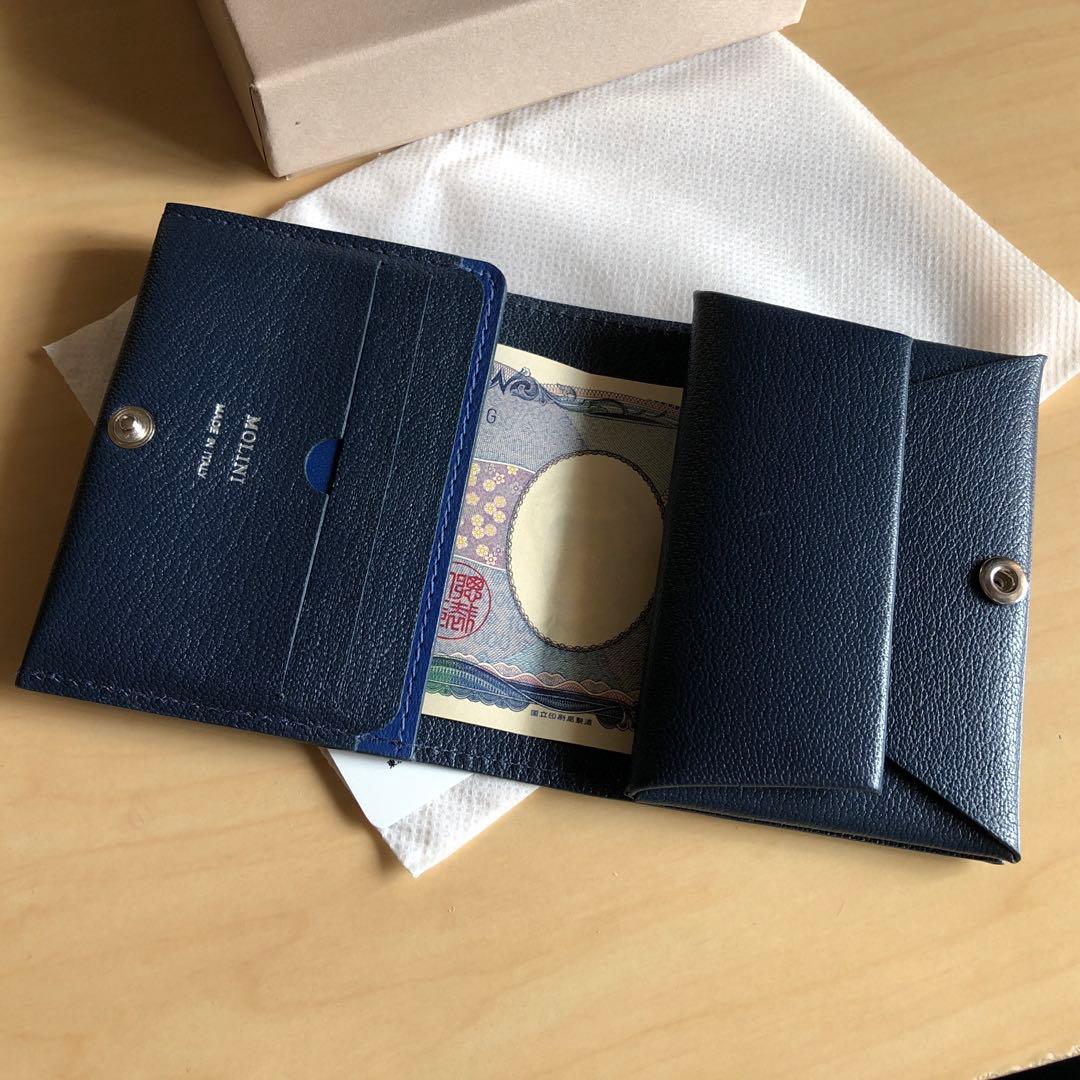 金子綾さん愛用 MOLINI Bifold Compact Wallet - メルカリ