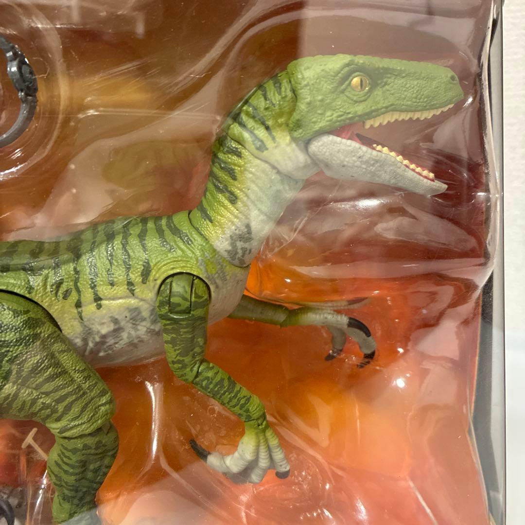 マテル　ジュラシックワールド　ヴェロキラプトル　4体　アンバーコレクション