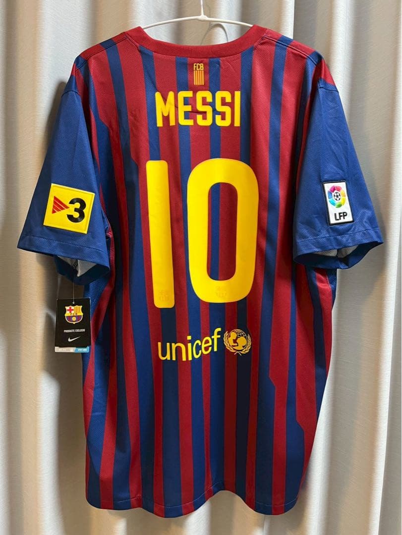 【正規品】バルセロナ11/12 メッシ　ユニフォーム 正規品』バルセロナ11/12 メッシ ユニフォーム ウェア - メルカリ
