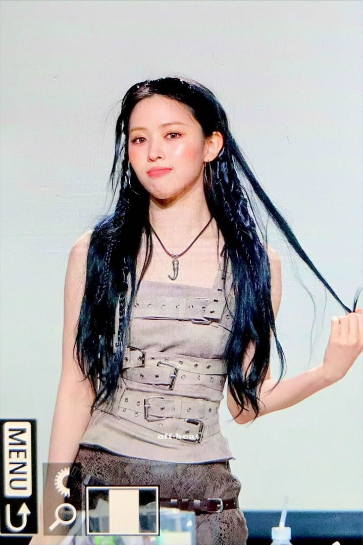 itzy リュジン tunnel vision 直筆サイン入りチェキ ポラロイド - メルカリ