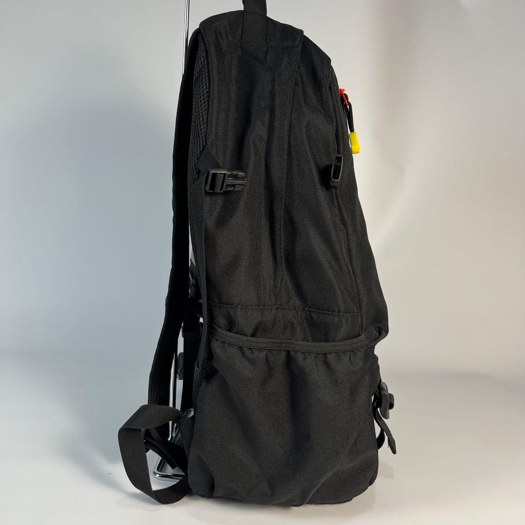 未使用級 OUTDOOR × Disney リュック ミッキー 刺繍 ブラック - メルカリ