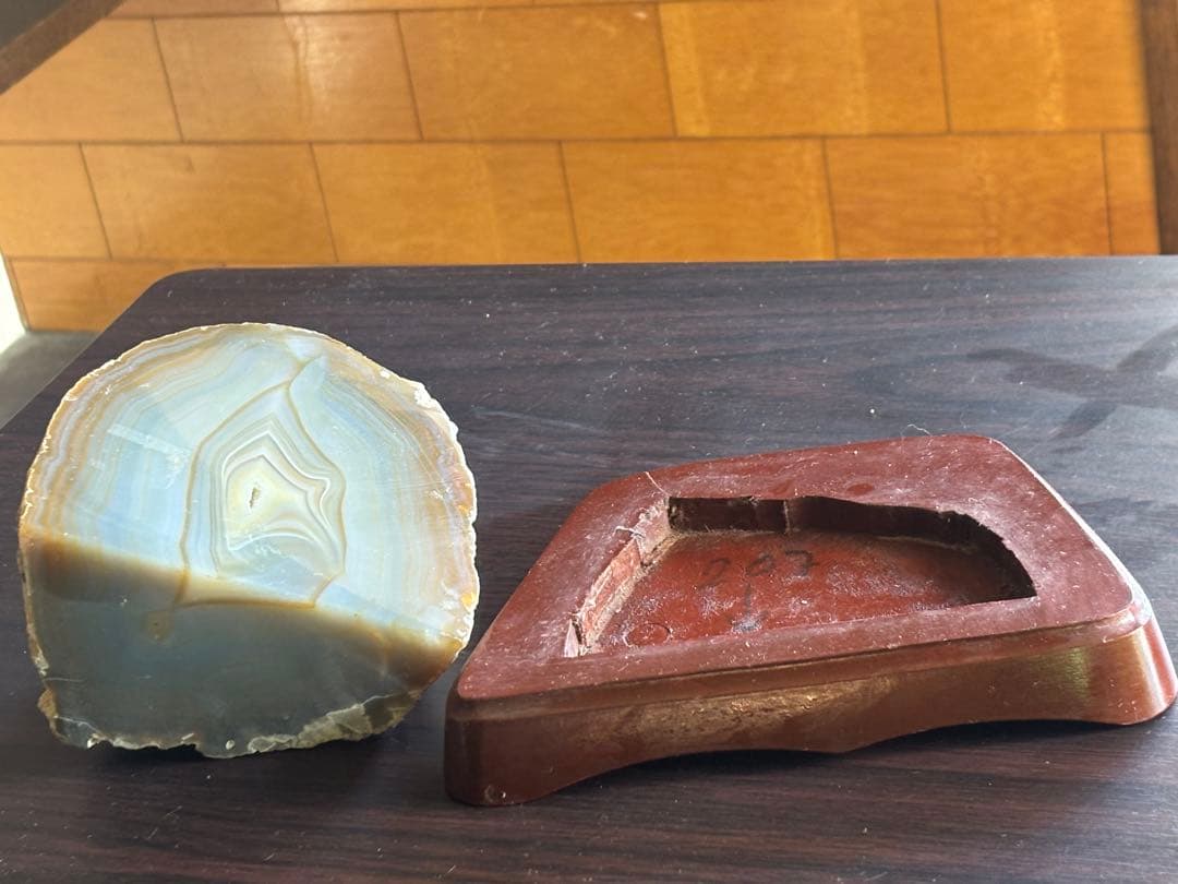 瑪瑙　めのう アゲート装飾品 木製台座付き