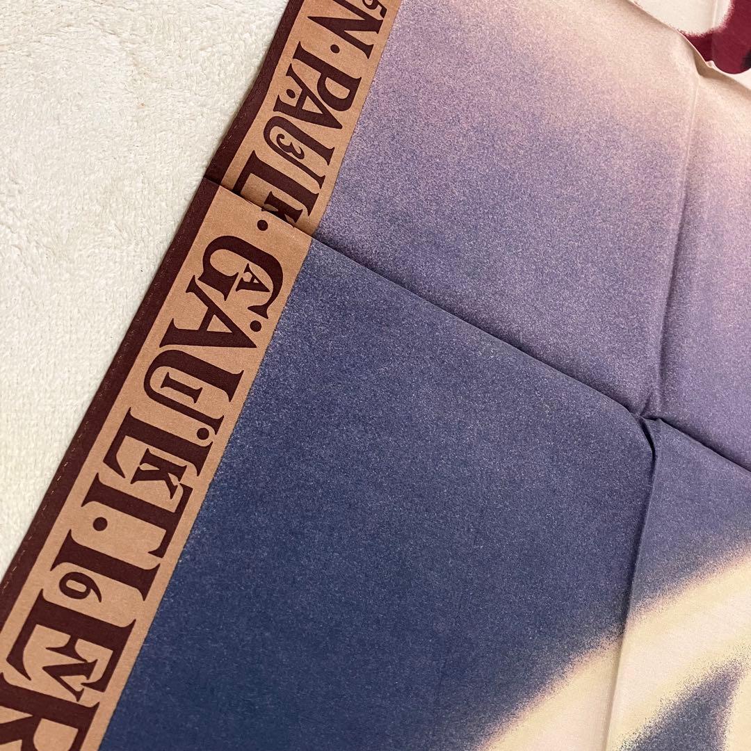 希少・新品タグ付き✨ジャンポールゴルチエ 大判スカーフ ビッグロゴ