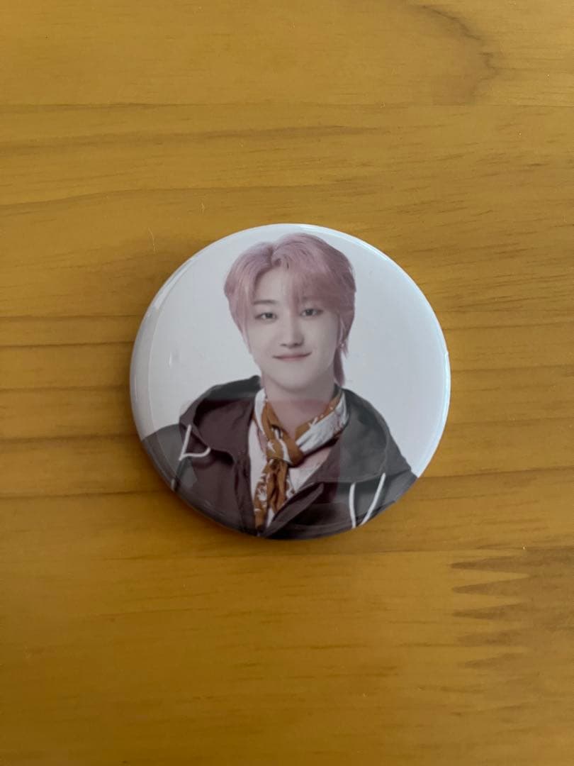 SEVENTEEN ミンハオ セブチカフェ 缶バッジ - メルカリ