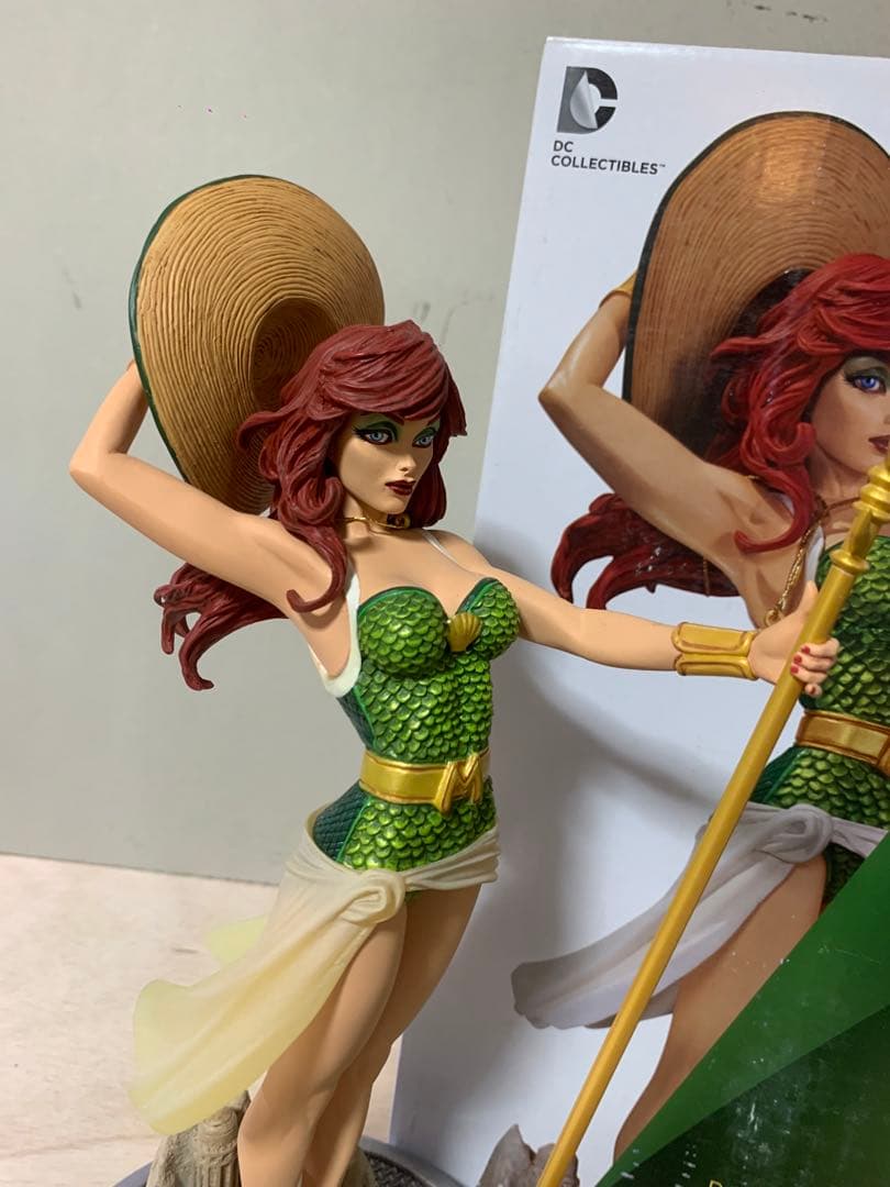 DCコミックス ボムシェルズ　メラ スタチュー　　アメコミ　レア