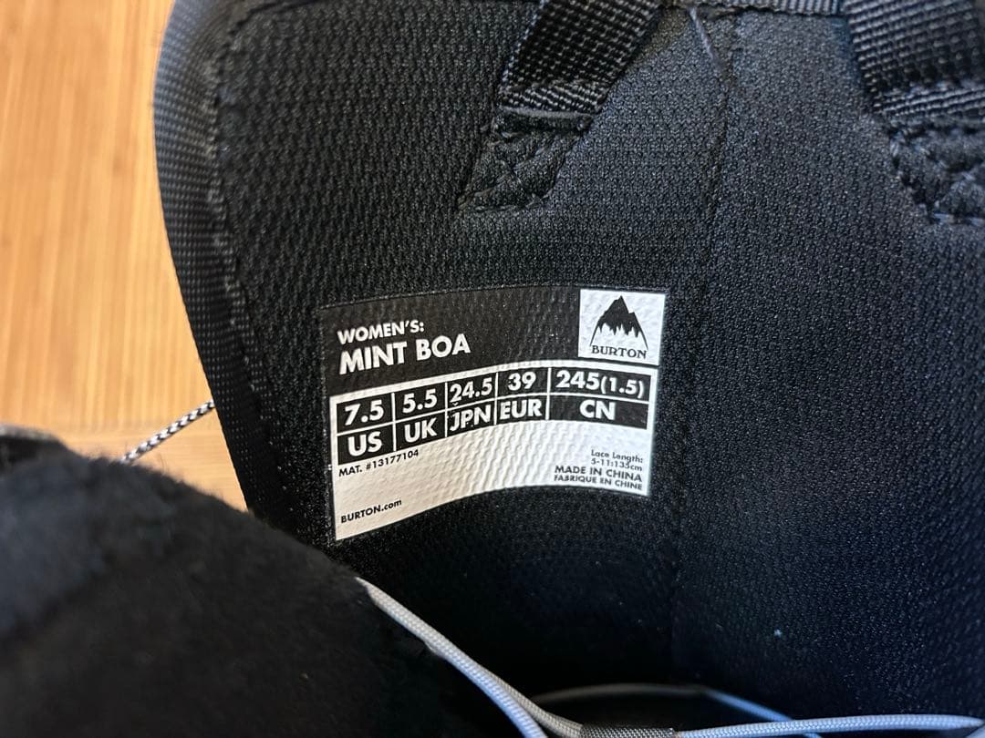 BURTON MINT BOA 24.5cm 女性用　キッズも可　スノボブーツ