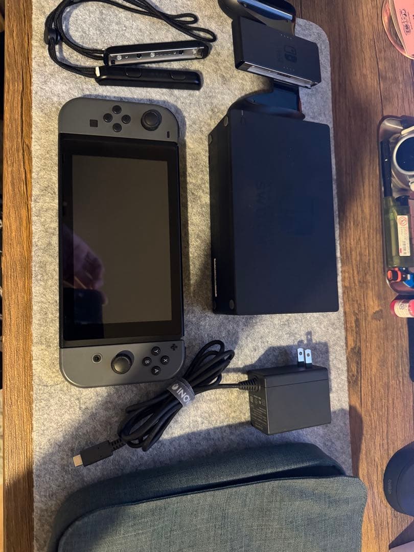 Nintendo Switch 本体 グレー ドック付きの通販はau PAY マーケット