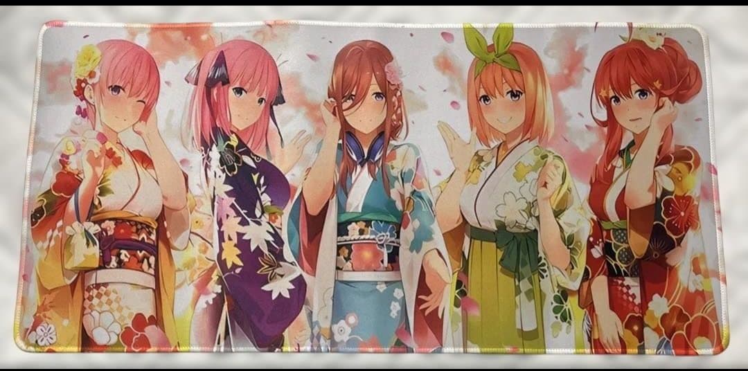 遊戯王まとめ売り キャラクタースリーブ・プレイマット付き画像以外のカードあり。