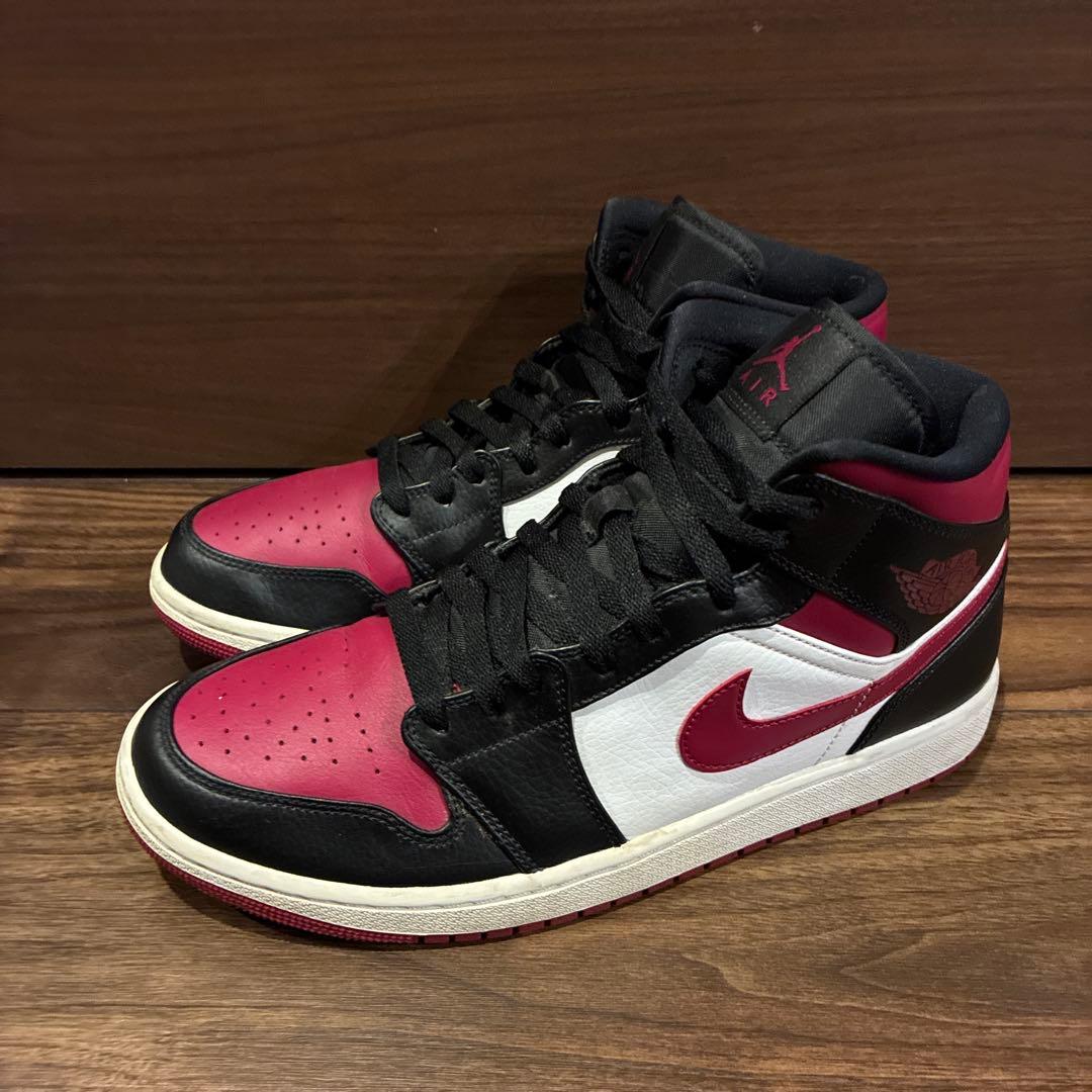 k*3様 ナイキ エア ジョーダン 1 ミッド ノーブルレッド ナイキ ウィメンズ エアジョーダン 全3型【1/18発売】 | スニーカーダンク