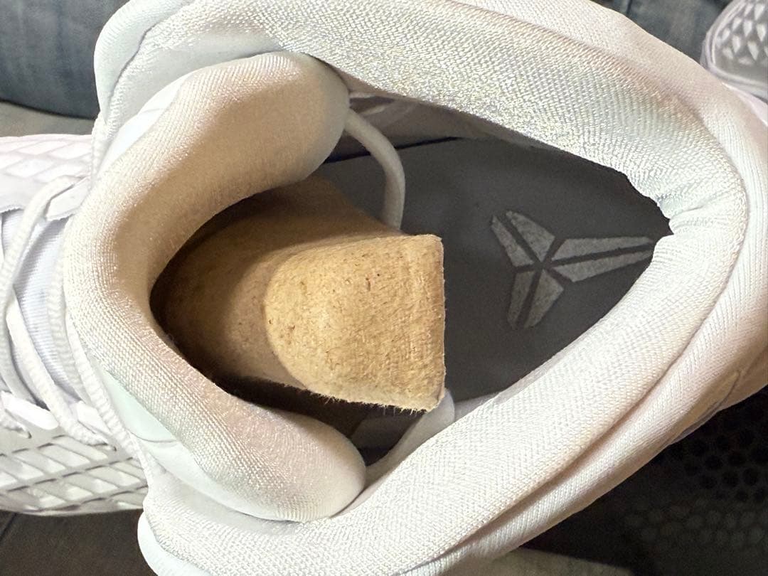 【新品未着用】Nike Kobe 3 Protro \"Halo\"