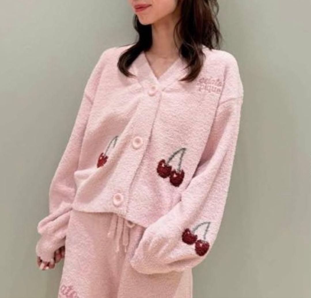 新品】ジェラートピケ ベビモコチェリージャガードカーディガン ピンク