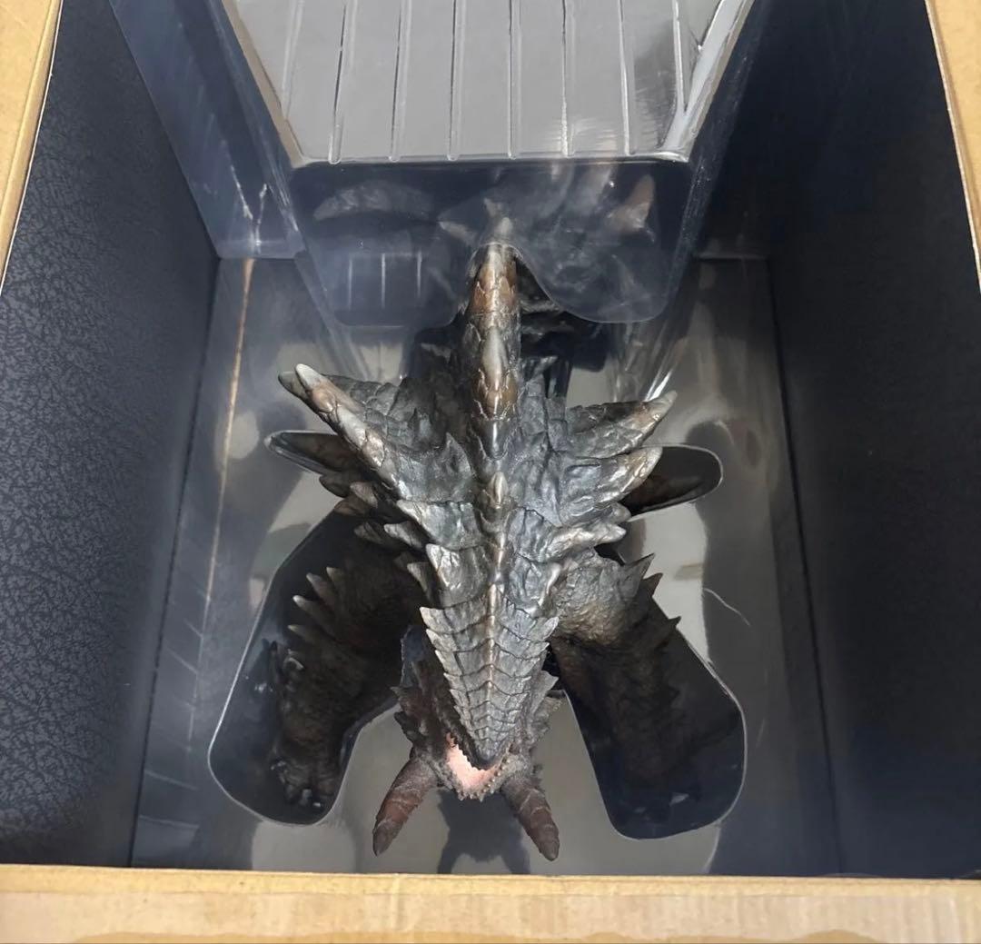 CCP モンスターハンター AKANTOR 覇竜　アカムトルム ギガソフビ03