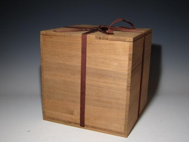 島岡達三 飴釉象嵌唐草文壷 縄文象嵌技法 名工の秀作！o567 - メルカリ