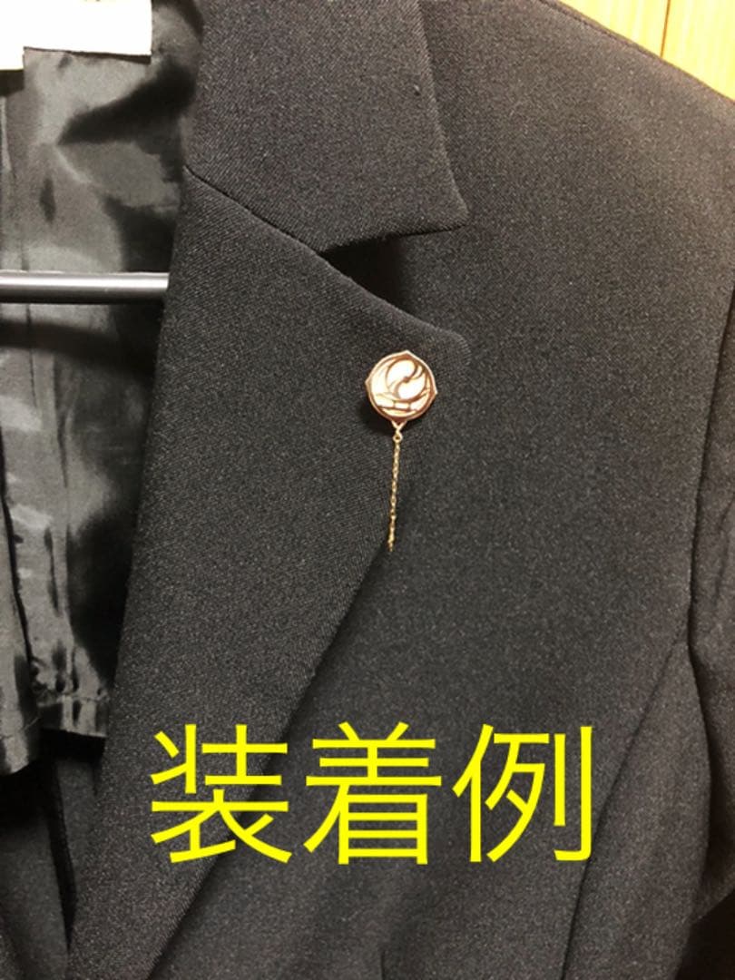 薬研藤四郎刀剣紋モチーフタイタックブローチ【K18イエローゴールド】