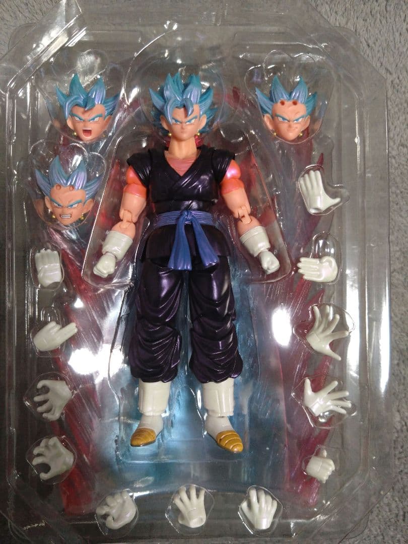 ドラゴンボール ベジット 海外限定 S.H 界王拳 demoniacal fit