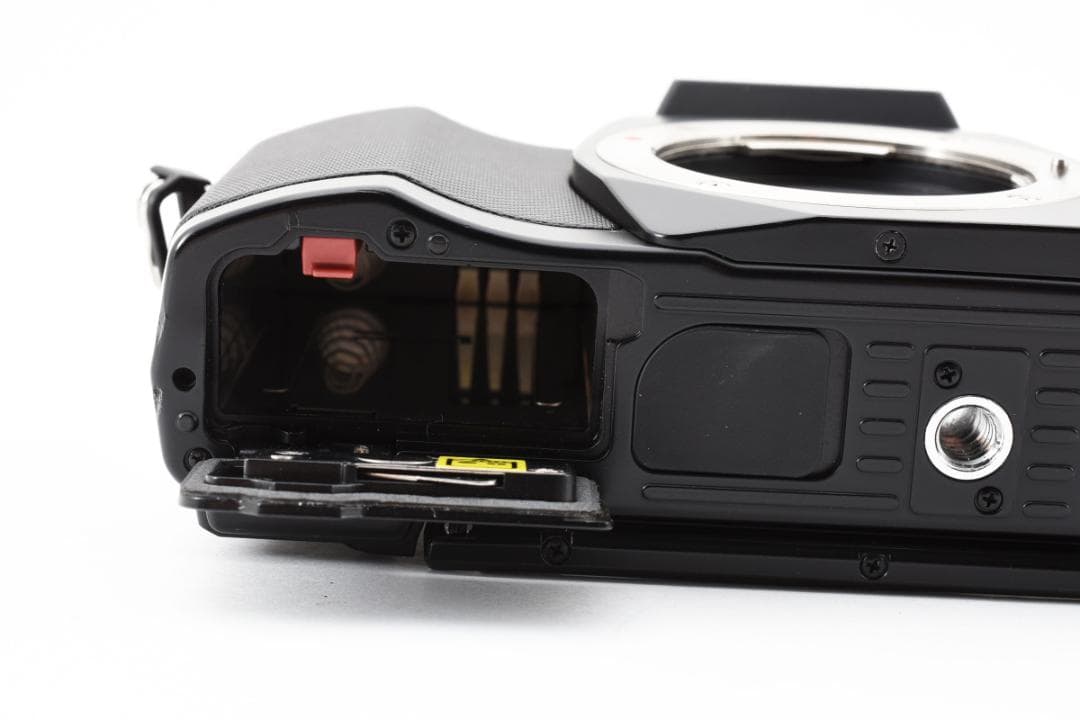 OLYMPUS OM-D E-M5 シャッター数2410回 ミラーレスボディ