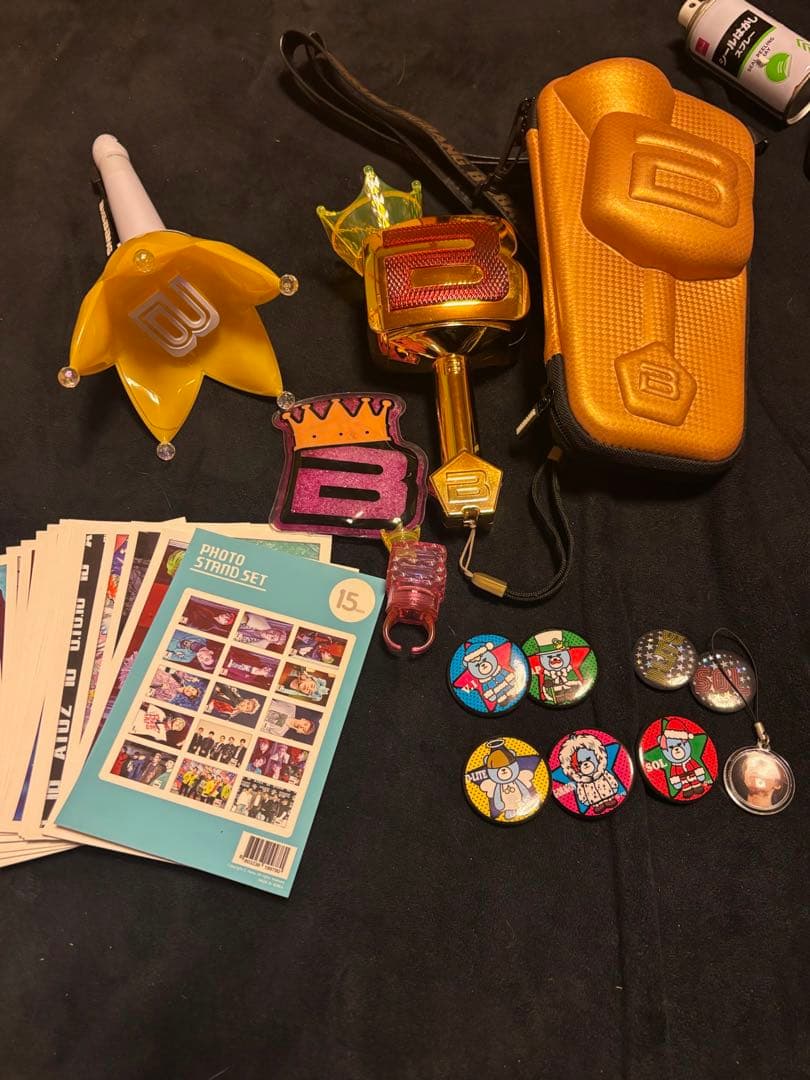 BIGBANG ビッグバングロゴ マイク型ライトとバッジセット