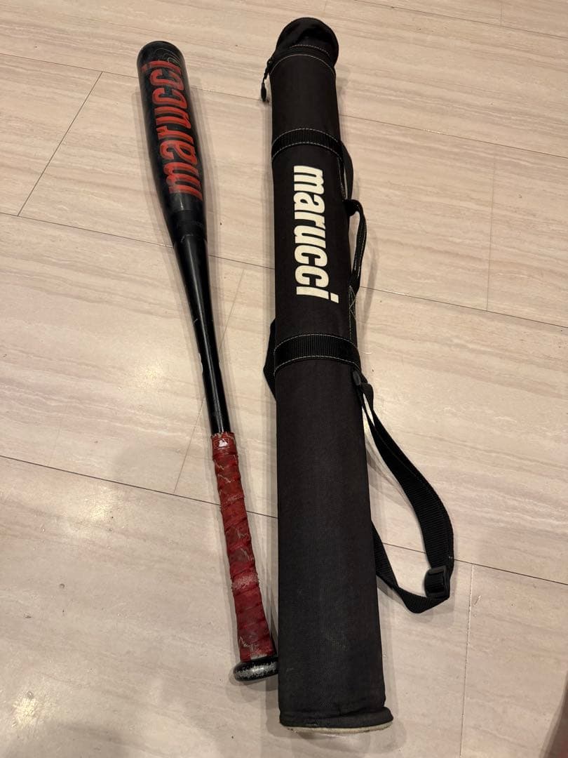 ワニクラ　赤ワニ　軟式　80cm バットケース付き 名入れ刺繍無料]マルチ marucci ワニクラッシャースピード「赤ワニ