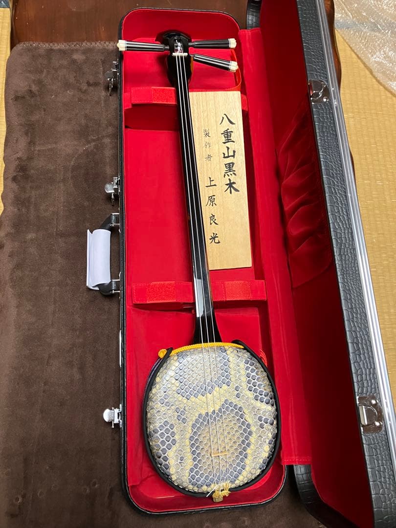 沖縄三線高級八重山黒木ウズラ➖与那城型本皮一枚張りスンチ塗り期間