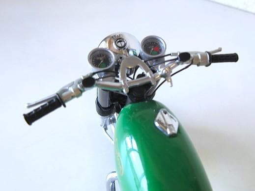 特価 MINICHAMPS 1/12 ノートン コマンド 750Fastback - メルカリ