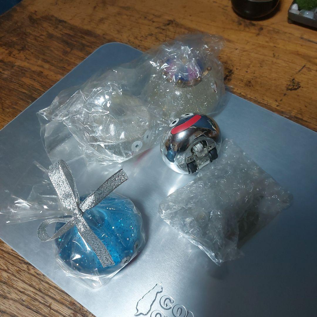 ドラクエ　クリスタルマスコット4体+メタルスライム(滑車付き)