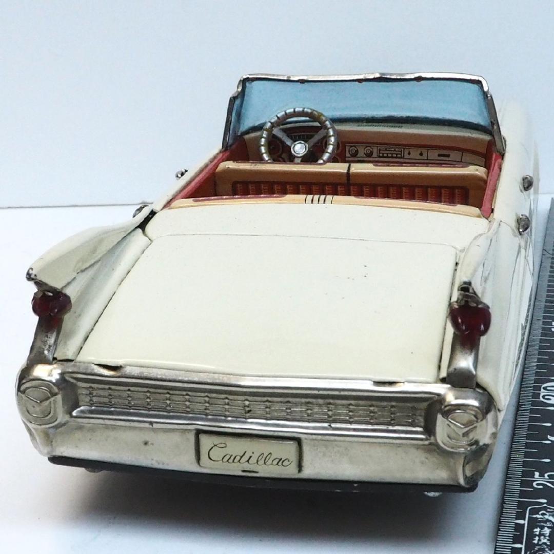 萬代屋 60sキャデラック コンバーチブル 大 白tinブリキtoy car箱無