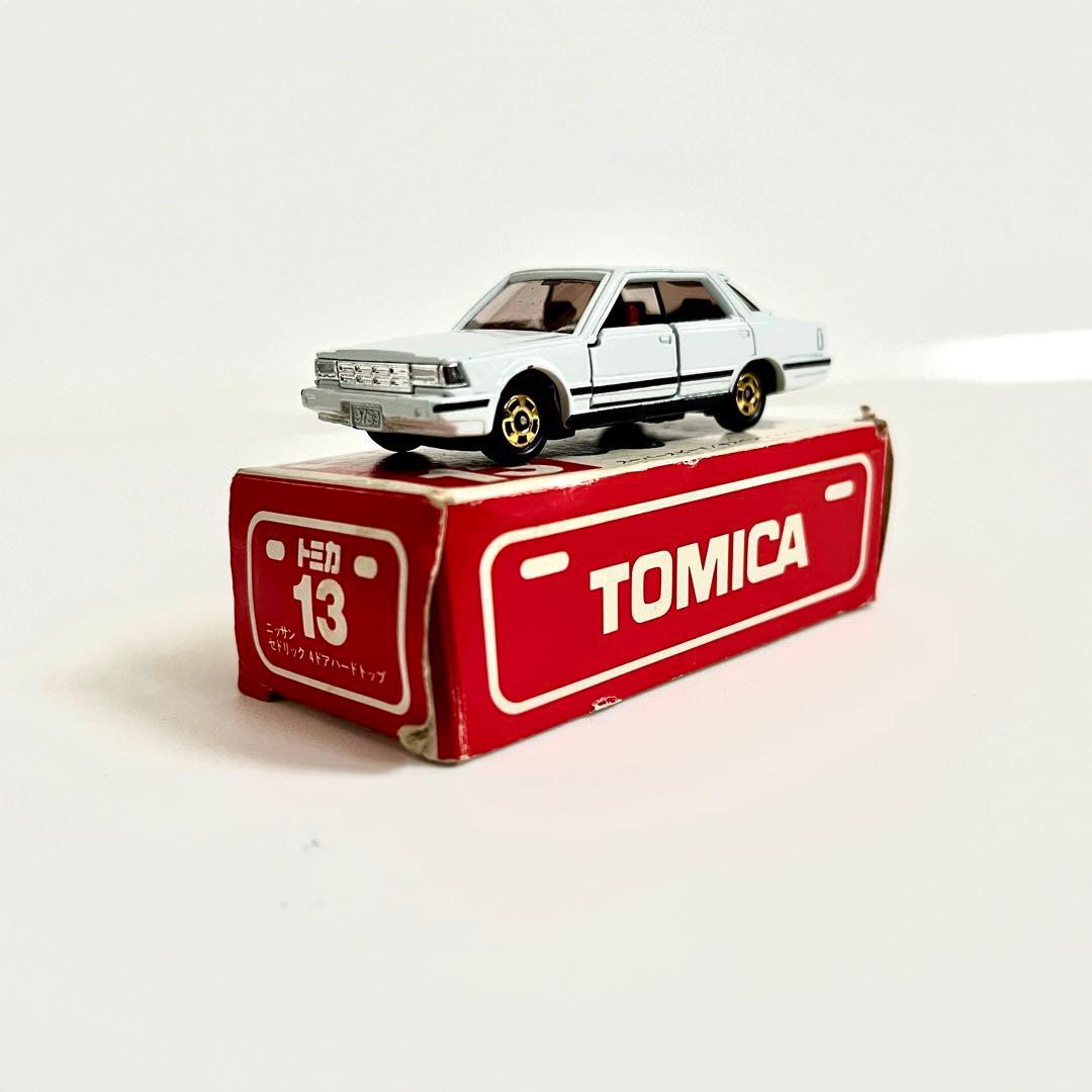 絶版 トミカ13 ニッサンセドリック4ドアハードトップ 日本製 - メルカリ