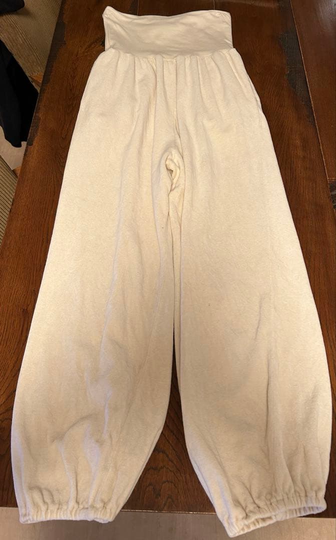 ナナデコール　ベルベットパジャマ上下 ウンナナクール 綿混 あくびのお嬢さんの裏毛フーディー ルームウェア