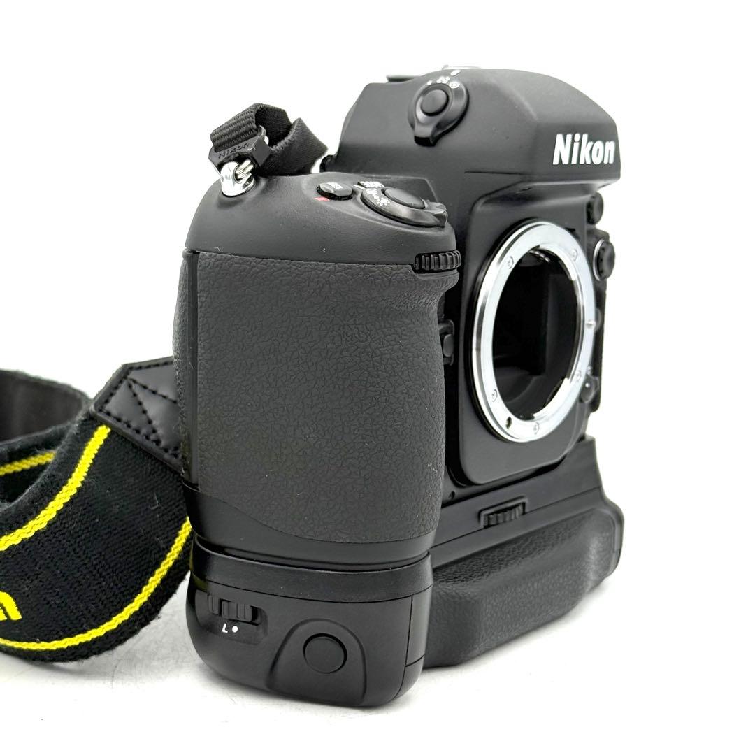 完動品】Nikon F100 + MB-15 フィルム 一眼レフ 動作確認済み - メルカリ