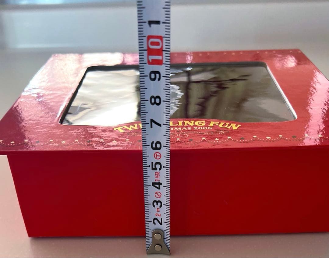 【新品未開封】限定500個 ディズニーストア 2006 クリスマス ピンズセット