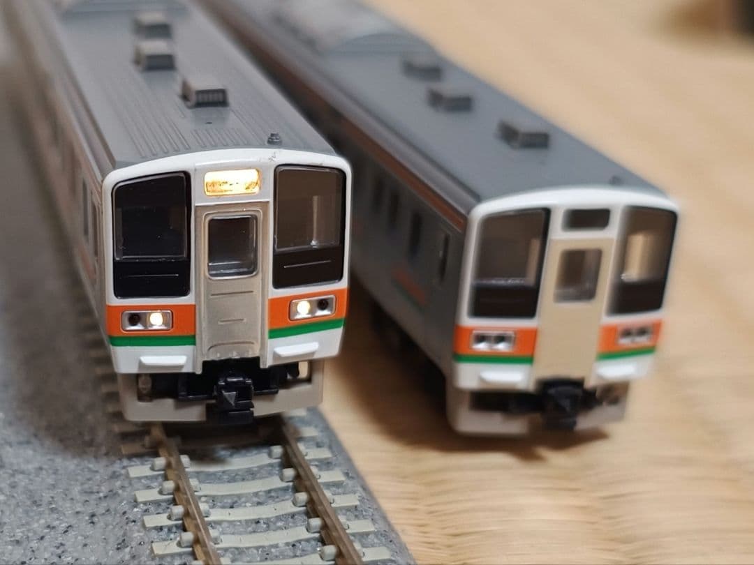 211系 tomix ジャンク品 TOMIX 211系1000番台 5両セット TOMIX 211系3000番台 矢絣編成