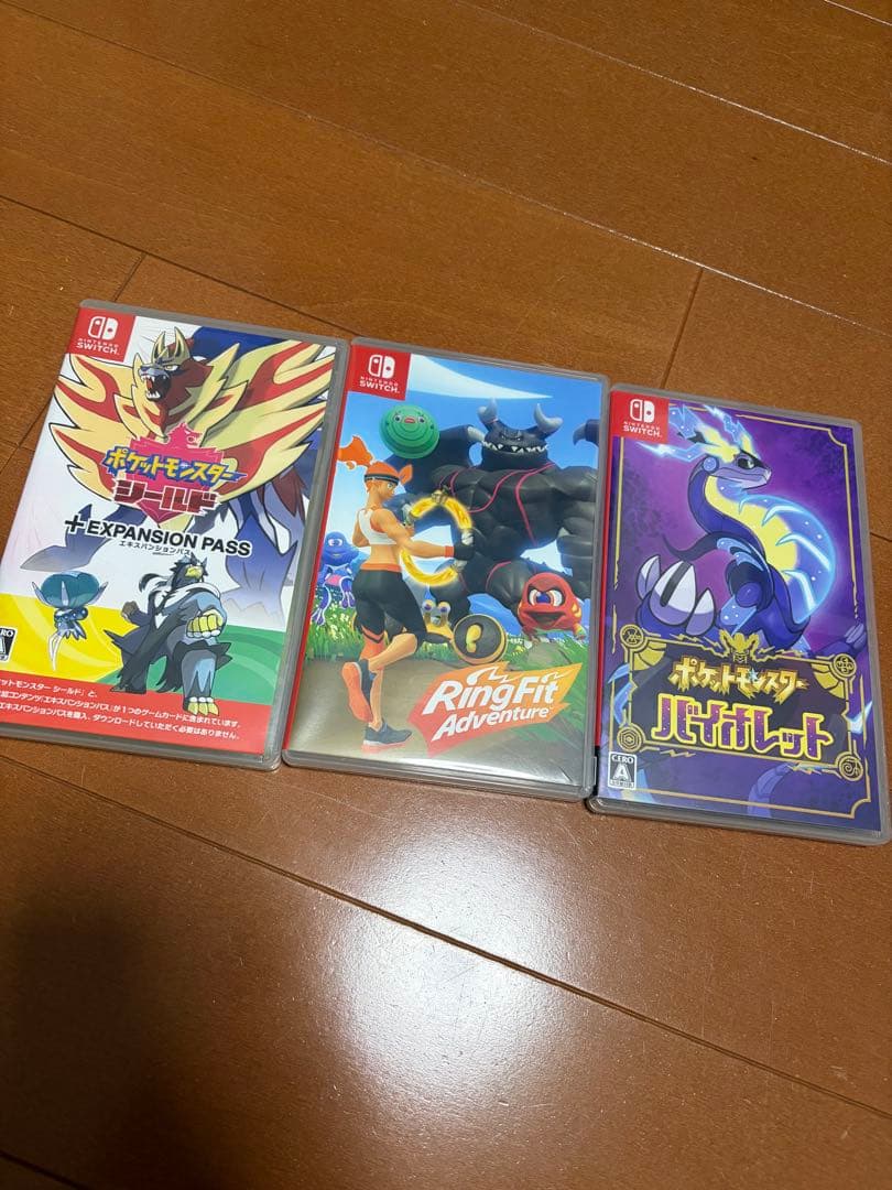 Nintendo Switch 本体 + ゲーム3本（ポケモン、リングフィット