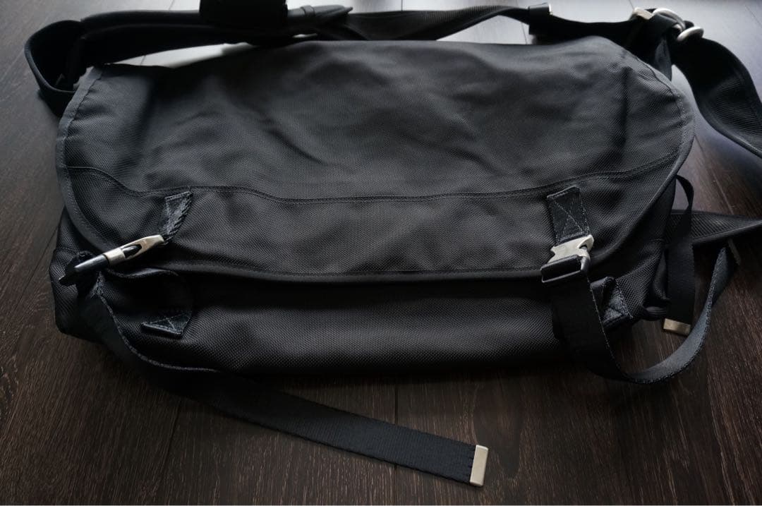 ロリンザ rorinza メッセンジャーバッグ M ボディバッグ