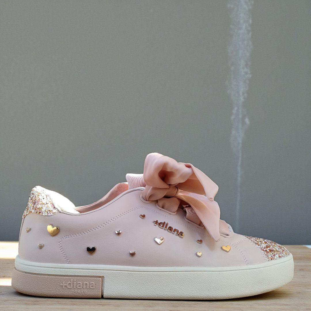 +diana プラスダイアナ バレンタイン限定　スニーカー ピンク 23.5cm
