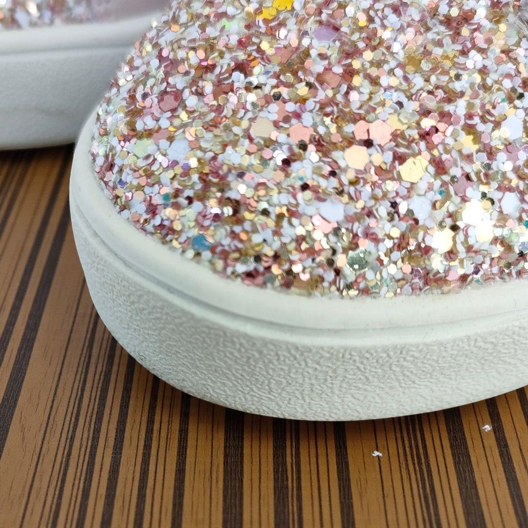 +diana プラスダイアナ バレンタイン限定　スニーカー ピンク 23.5cm