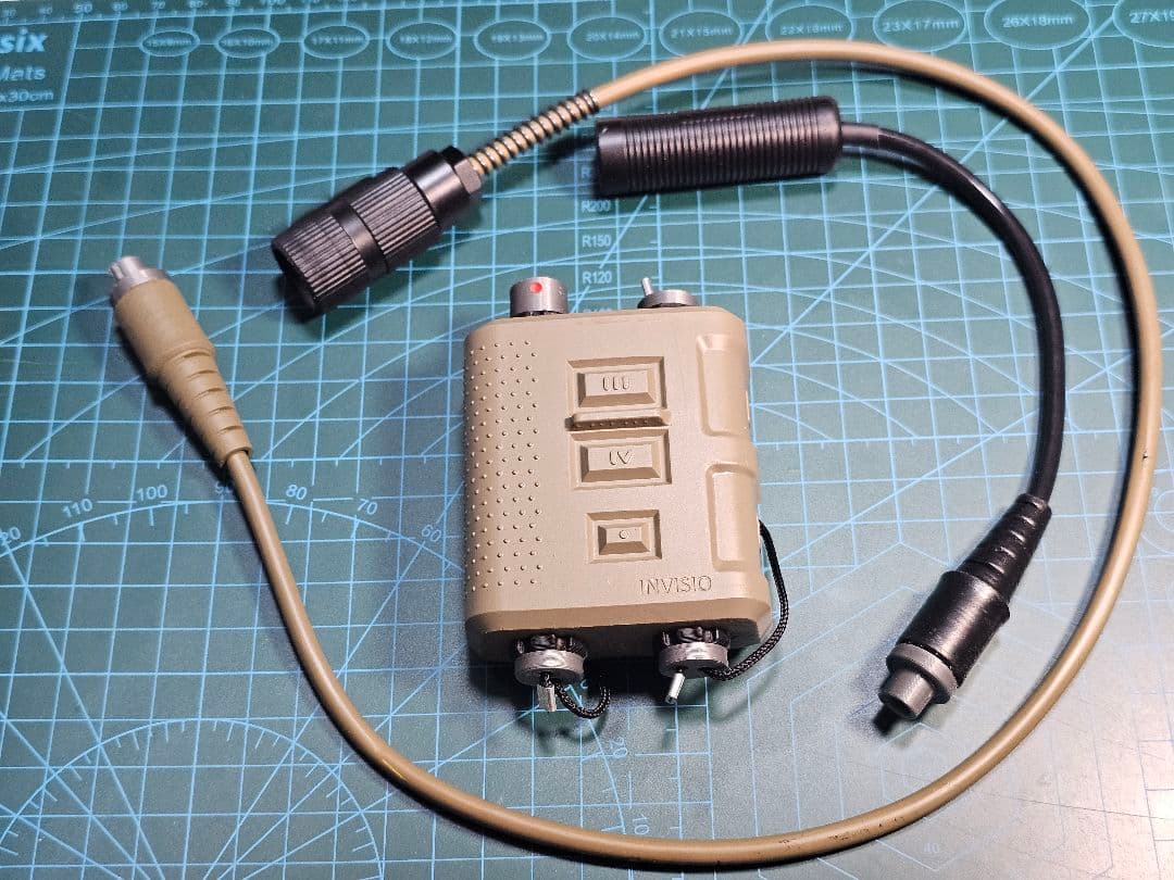 INVISIO V60 PTTのダミーモデル+ケーブル追加 - メルカリ