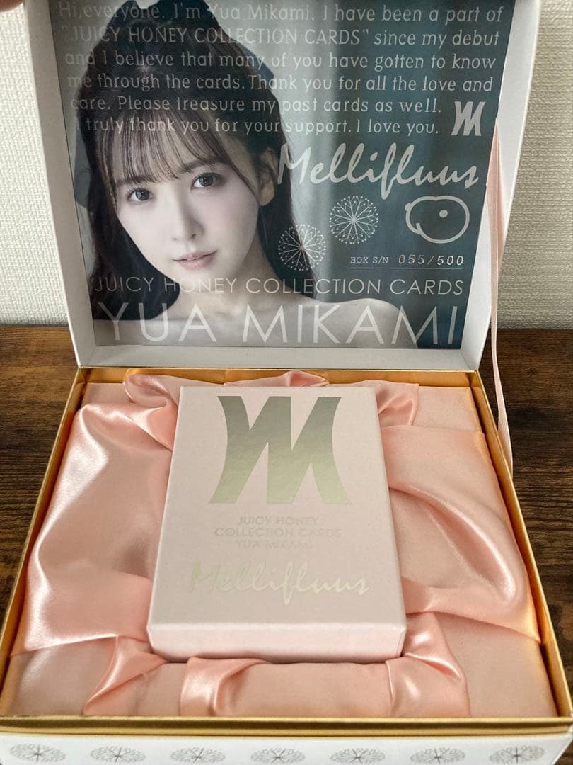 ジューシーハニー 「Mellifluus」 三上悠亜 開封済BOX &カード6枚