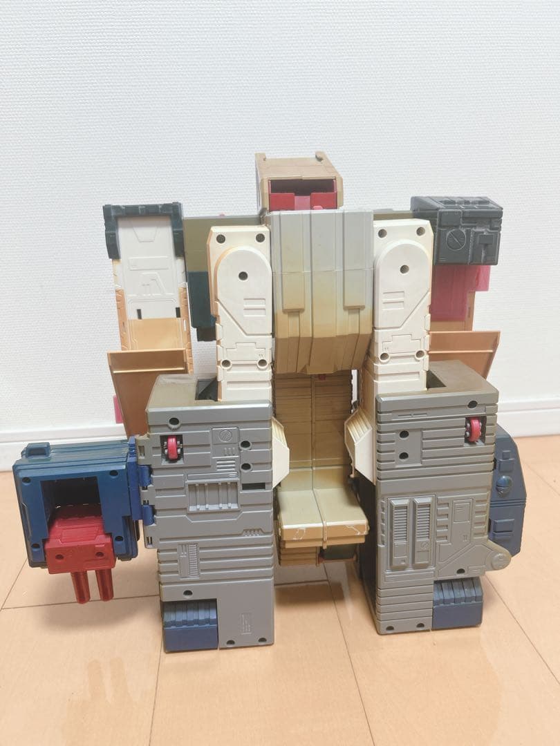 トランスフォーマー C-114