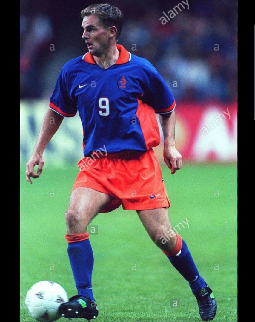 ナイキ正規品・美品状態‼】 オランダ代表 ユニフォーム アウェイ 96