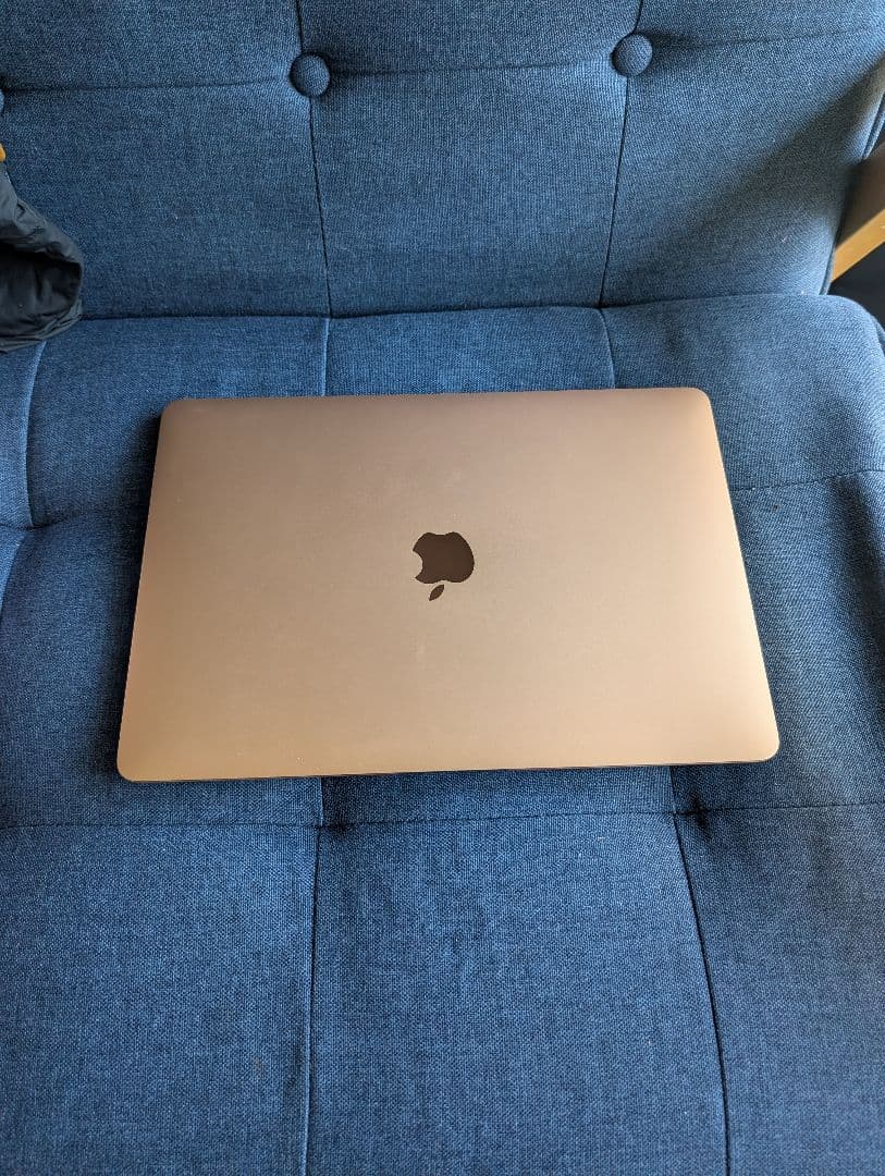 MacBook Air M1 箱つき 13インチ 8G 美品 - メルカリ