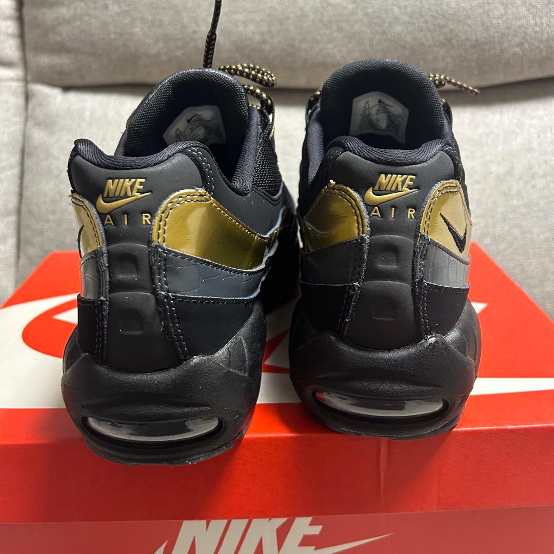 箱付美品NIKE エアマックス95 ゴールド 黒　27.5cm