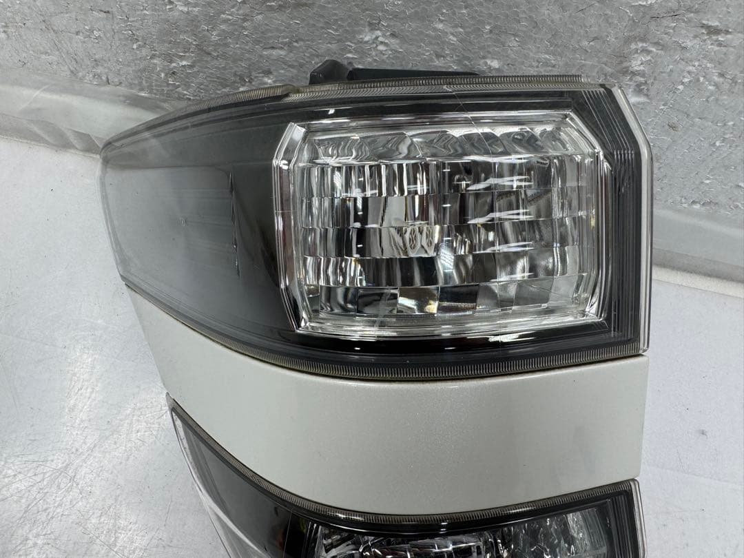 ヴェルファイア DBA-ANH20W 左テールランプ 2.4Z 758-29
