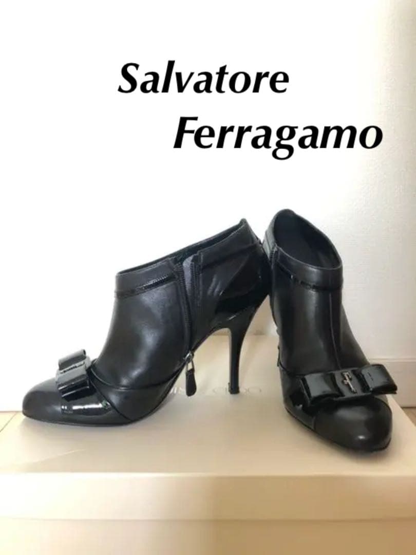 フェラガモ ブーティ ブラック Ferragamo☆フェラガモ CORNELYA 55 ブーティ (FERRAGAMO/ショート