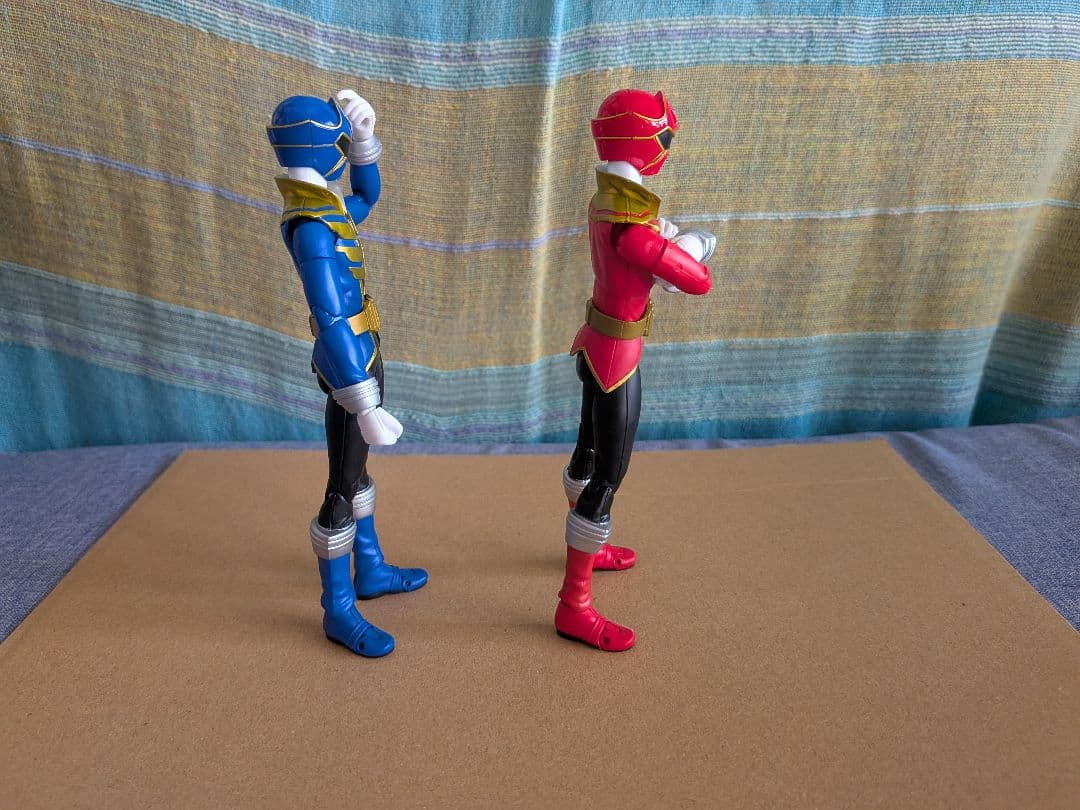 S.H.Figuartsゴーカイジャー レッド·ブルー 初回限定2個付きセット