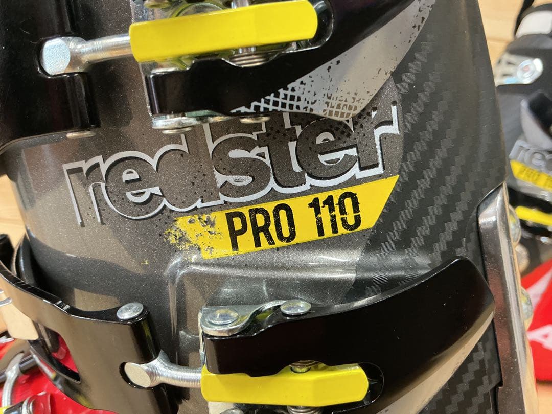 【新品未使用品】ATOMIC REDSTER PRO110 22.5cm