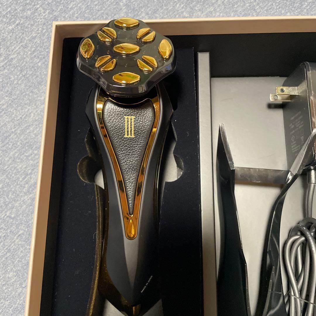 ARTISTIC&CO. ZeusⅢ -ゼウスⅢ /美顔器/アリーヴォ